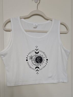 White Cropped Graphic Tank Top with Moon & Floral Design